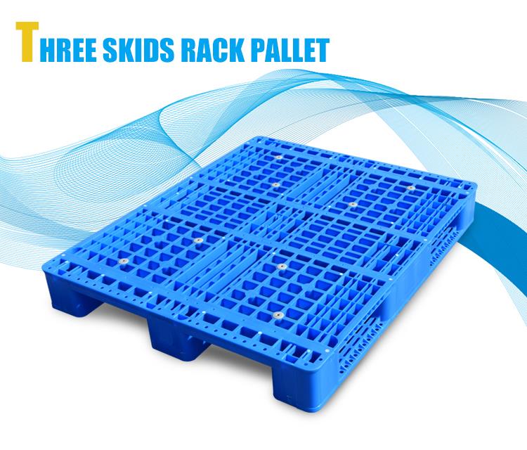 Three skids rack pallet