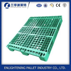 Racking plastic pallet met 8 staal